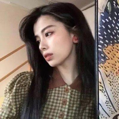 三人大鱼吃小鱼