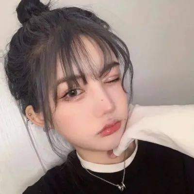 庾澄庆看何炅的表情让我一品再品