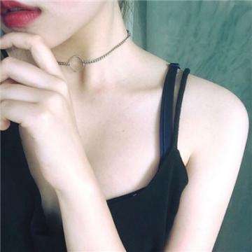 制作漂亮的伴娘礼服